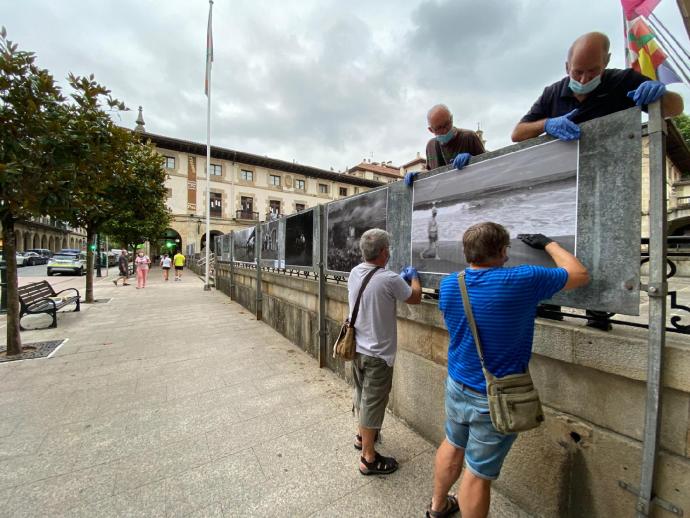 Photoka elkarteak Artekale kalean egindako erakusketa baten