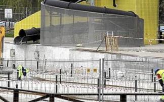 Obras en las piscinas de Gamarra. Foto: Pilar Barco
