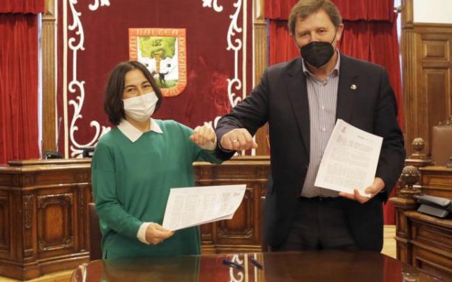 La alcaldesa getxotarra, Amaia Agirre, y el presidente de la Mancomunidad, Josu Landaluze. La alcaldesa getxotarra, Amaia Agirre, y el presidente de la Mancomunidad, Josu Landaluze.