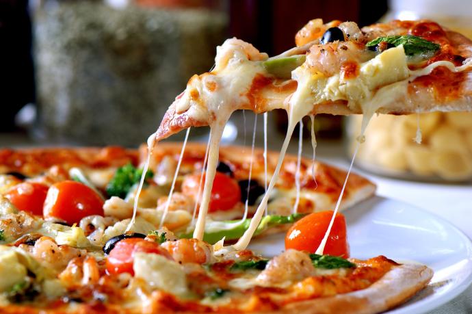 El consumo de las pizzas contaminadas ha provocado dos muertos y decenas de enfermos.