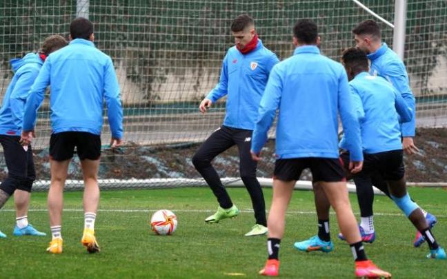 Oihan Sancet, objeto de polémica por el incidente con su coche en Iruñea en la madrugada del domingo, durante la sesión de ayer en Lezama.