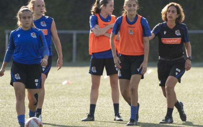 Imagen de un entrenamiento de las realistas en las instalaciones de Zubieta.