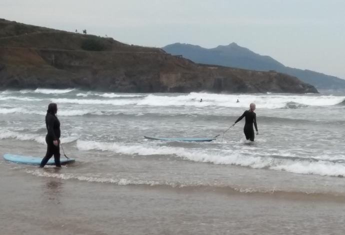 Oleaje en una playa de Bizkaia.