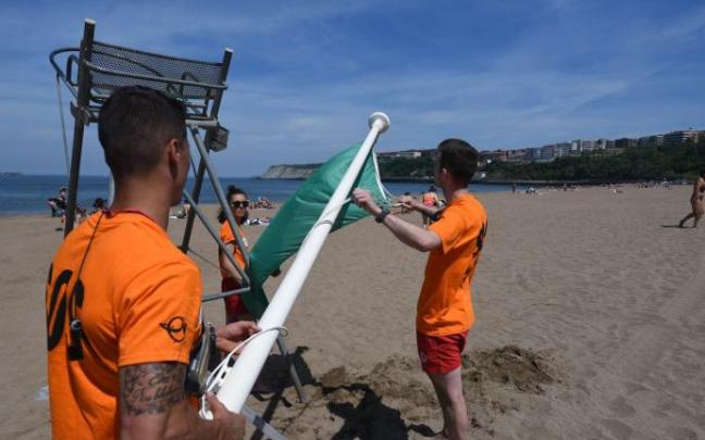 Jornada veraniega en las playas.
