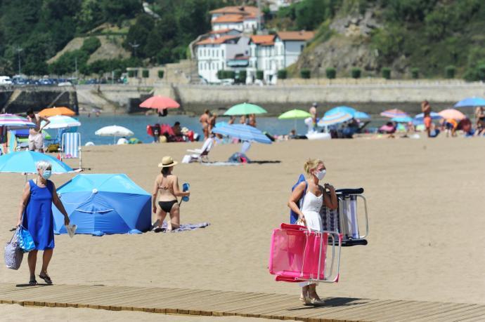 Cuatro banderas rojas en las playas de Bizkaia