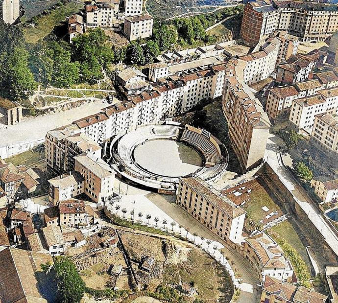 Imagen antigua de la plaza de toros de Eibar. Foto: Archivo Municipal