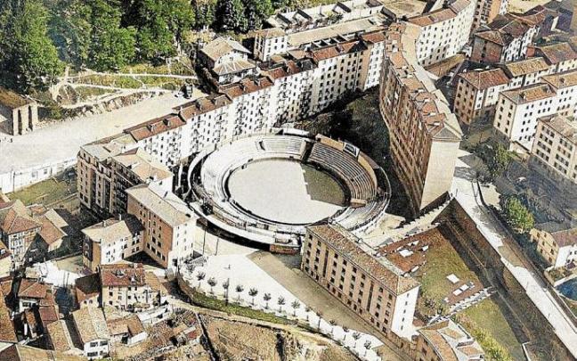 Imagen antigua de la plaza de toros de Eibar. Foto: Archivo Municipal