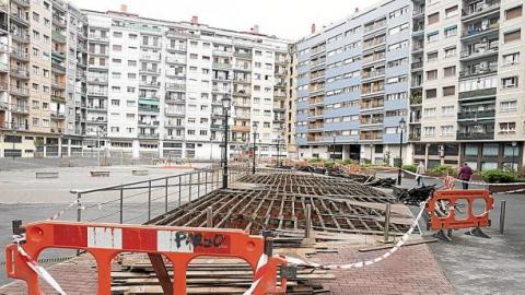 Las intervenciones en la plaza de los Estudios comenzaron recientemente.