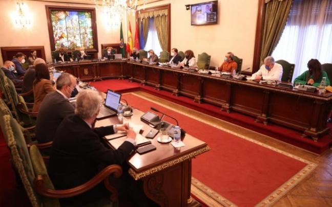 Imagen del Pleno de este jueves, poco antes de su inicio. Imagen del Pleno de este jueves, poco antes de su inicio.