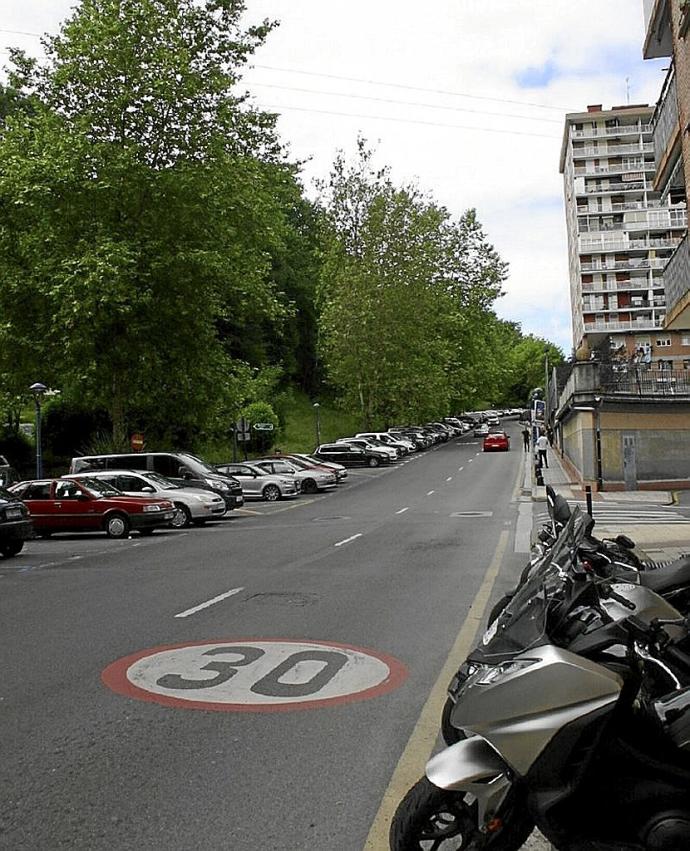 Calle Beraun, que será reurbanizada en los próximos tres años.