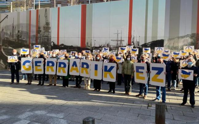 Concentración del PNV para condenar la invasión a Ucrania Concentración del PNV para condenar la invasión a Ucrania