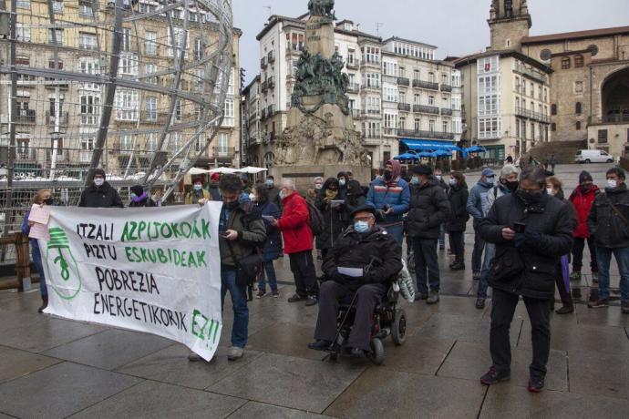 Protesta contra la pobreza energética en Gasteiz.