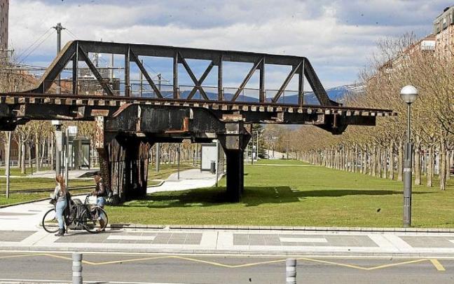 Mediana de la calle Portal de Foronda