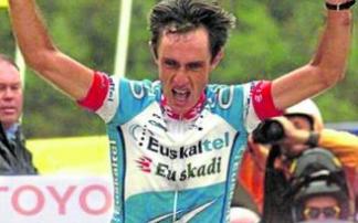 Roberto Laiseka se impone en Abantos en 1999, primera victoria en la Vuelta para el Euskaltel-Euskadi.