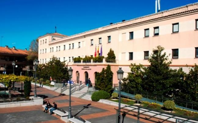 Fachada del Ayuntamiento de Pozuelo de Alarcón.