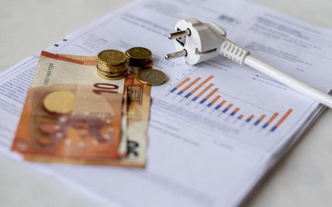 Confebask pide variar el método de fijación de los precios de la energía. Confebask pide variar el método de fijación de los precios de la energía.