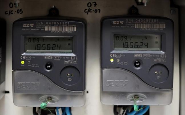 Imagen de un contador de la luz.