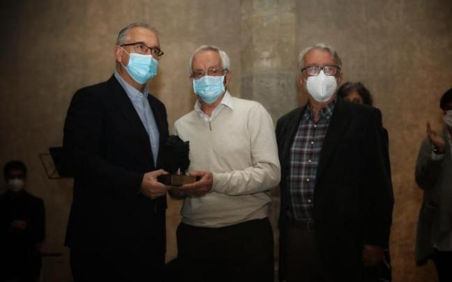 Entrega del premio Txondorra Carbón Vegetal.