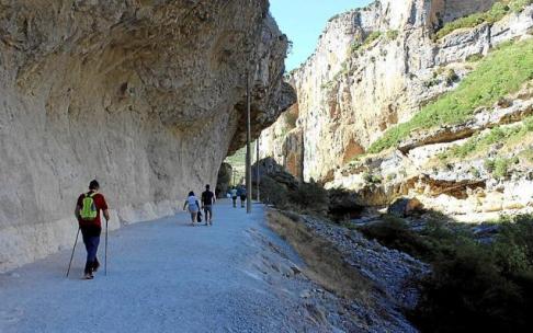 El antiguo trazado del tren El Irati en la Foz de Lumbier, por donde discurre el proyecto de Vía Verde. Foto: M.Z.E