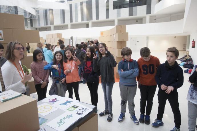 Presentación de un estudio elaborado por el Ayuntamiento de la ciudad sobre la situación y necesidades de la infancia y la adolescencia.