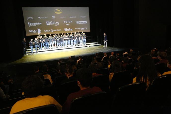Aspecto del acto de presentación en la sala Ereaga del Muxikebarri Zentroa de Getxo.