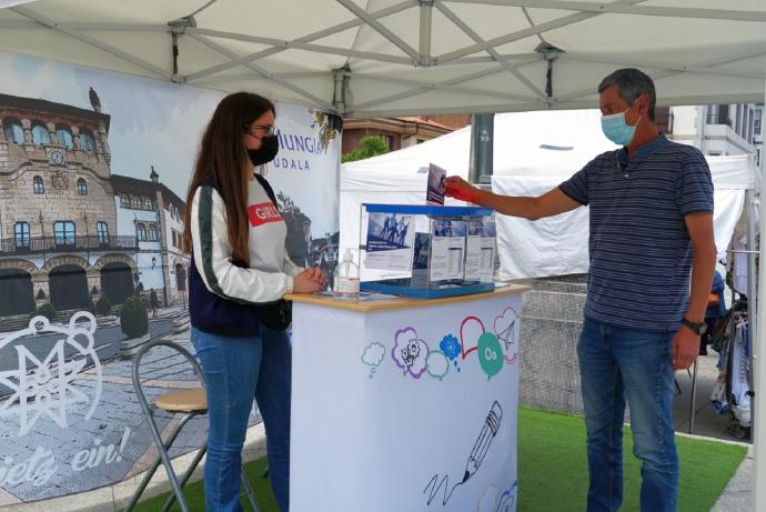 Los vecinos pudieron depositar su voto en las carpas instaladas en la localidad los pasados 11 y 18 de junio.