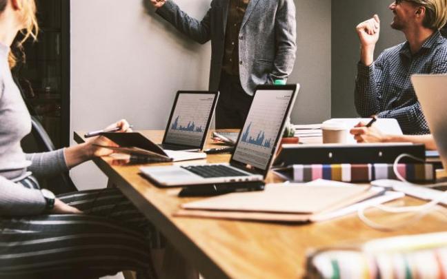 Salud Laboral impulsa un programa para que 3.500 empresas aprendan a gestionar sus riesgos