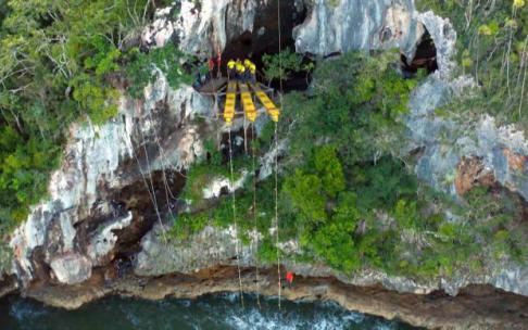 Imagen del juego de inmunidad del trampolín.