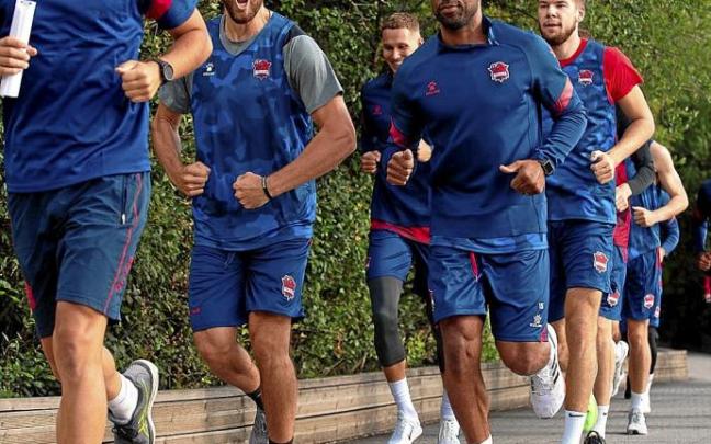 Entrenamiento al aire libre de la plantilla del Baskonia. Foto: @Baskonia