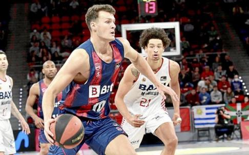 Encajar a Wetzell en la rotación supondrá cambios en el reparto de minutos del resto de la plantilla, como ya se vio el pasado domingo. Foto: Pilar Barco