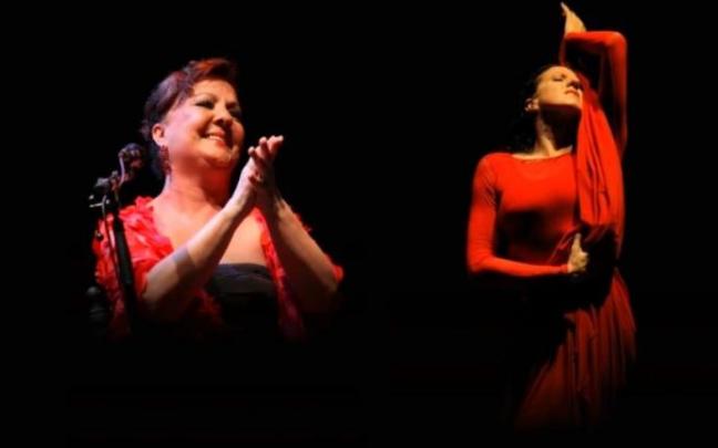 La cantaora Carmen Linares y la bailaora y coreógrafa María Pagés. La cantaora Carmen Linares y la bailaora y coreógrafa María Pagés.