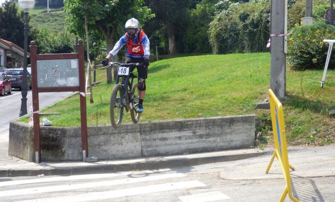 La prueba de descenso tiene una pendiente media de 390 metros.
