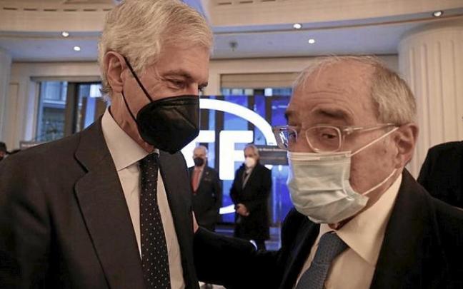 Martín Villa y Suárez Illana, la semana pasada en Madrid. Foto: E. P. Martín Villa y Suárez Illana, la semana pasada en Madrid. Foto: E. P.