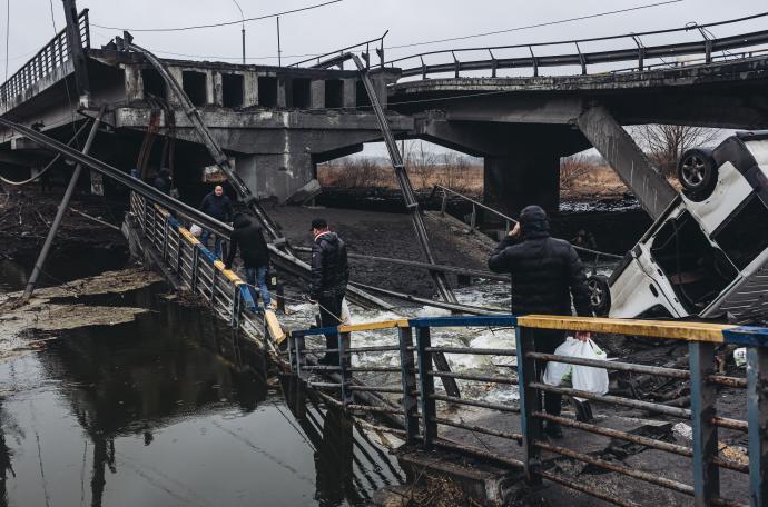 El Ejército ucraniano ha destruido los puentes para intentar avanzar el avance de los rusos hacia Kiev