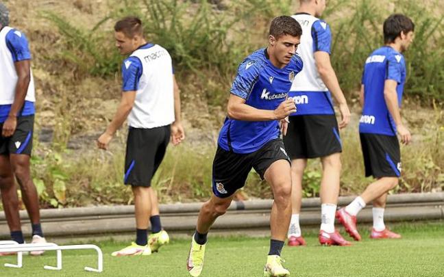 Jon Karrikaburu, ayer durante el entrenamiento en las instalaciones de Zubieta. Foto: Real Sociedad