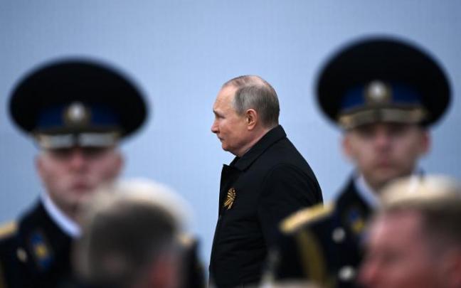 Putin durante la conmemoración en Moscú del Día de la Victoria. Putin durante la conmemoración en Moscú del Día de la Victoria.