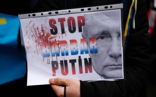 Vladímir Putin ha comunicado al presidente chino que está dispuesto a mantener "negociaciones de alto nivel" con Ucrania