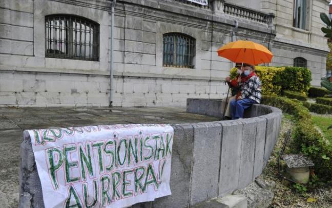 El gasto en pensiones sube el 3,24 % en octubre hasta 10.251,5 millones. El gasto en pensiones sube el 3,24 % en octubre hasta 10.251,5 millones.