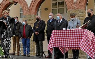 Acto de entrega de los racimos de oro celebrado ayer en Lapuebla de Labarca. Foto: Pablo José Pérez