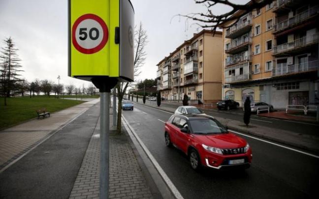 El nuevo radar de la carretera de Sarriguren El nuevo radar de la carretera de Sarriguren
