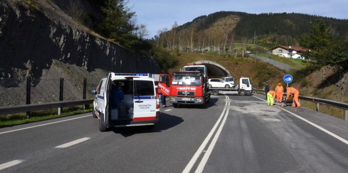 Uno de los últimos accidentes de tráfico registrados en el alto de Trabakua.