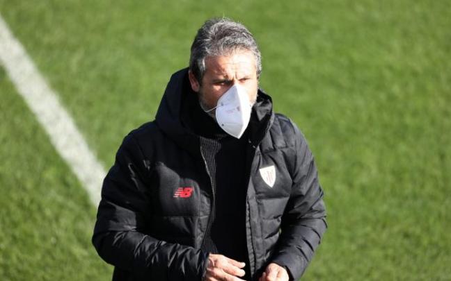 Jose Manuel Monje entrevista a Rafa Alkorta, director deportivo del Athletic, en Onda Vasca