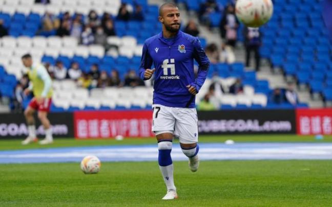 Rafinha, sobre el césped de Anoeta.