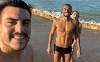 Real Sociedad | Rafinha ya conoce las playas de Donostia