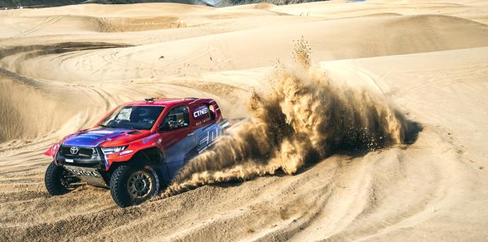 La arena volverá a ser protagonista de un Dakar que apuesta por añadir más dificultad a la navegación.