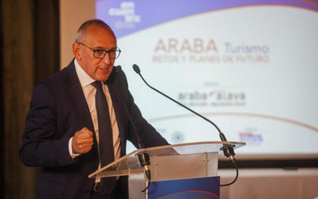 Ramiro González, diputado general de Álava