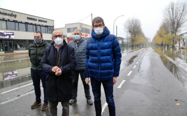 Comparecencia del diputado general, Ramiro González, y del alcalde de Vitoria Gorka Urtaran sobre las inundaciones en Gamarra.
