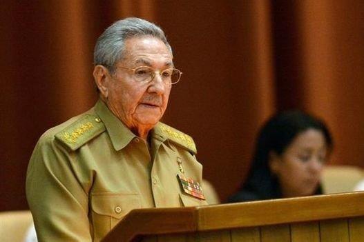 Raúl Castro anuncia su retirada al frente del Partido Comunista