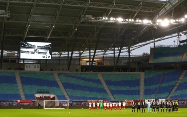Una panorámica del Red Bull Arena, antes de un partido sin público.