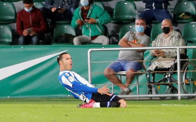 Raúl de Tomás festejando un gol al Elche en la pasada jornada.